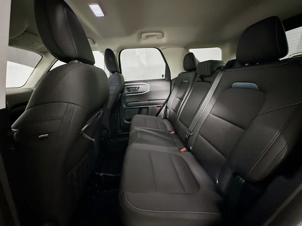 Thumbnail: 2022 Ford Bronco Sport - 14