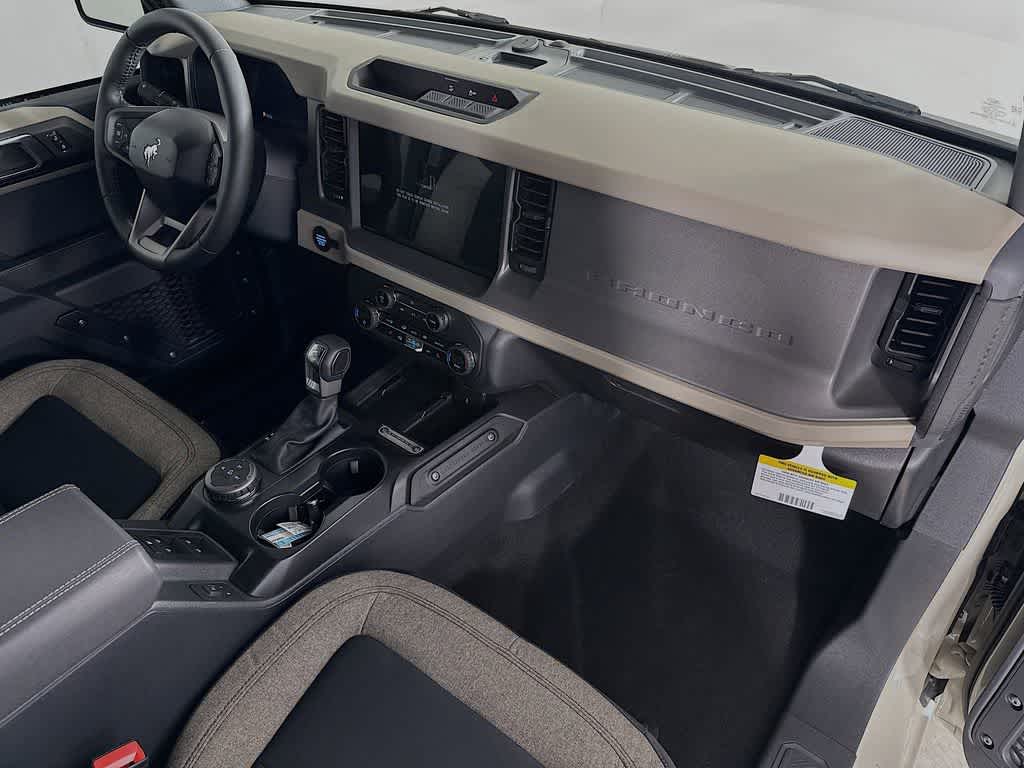 Thumbnail: 2025 Ford Bronco - 32