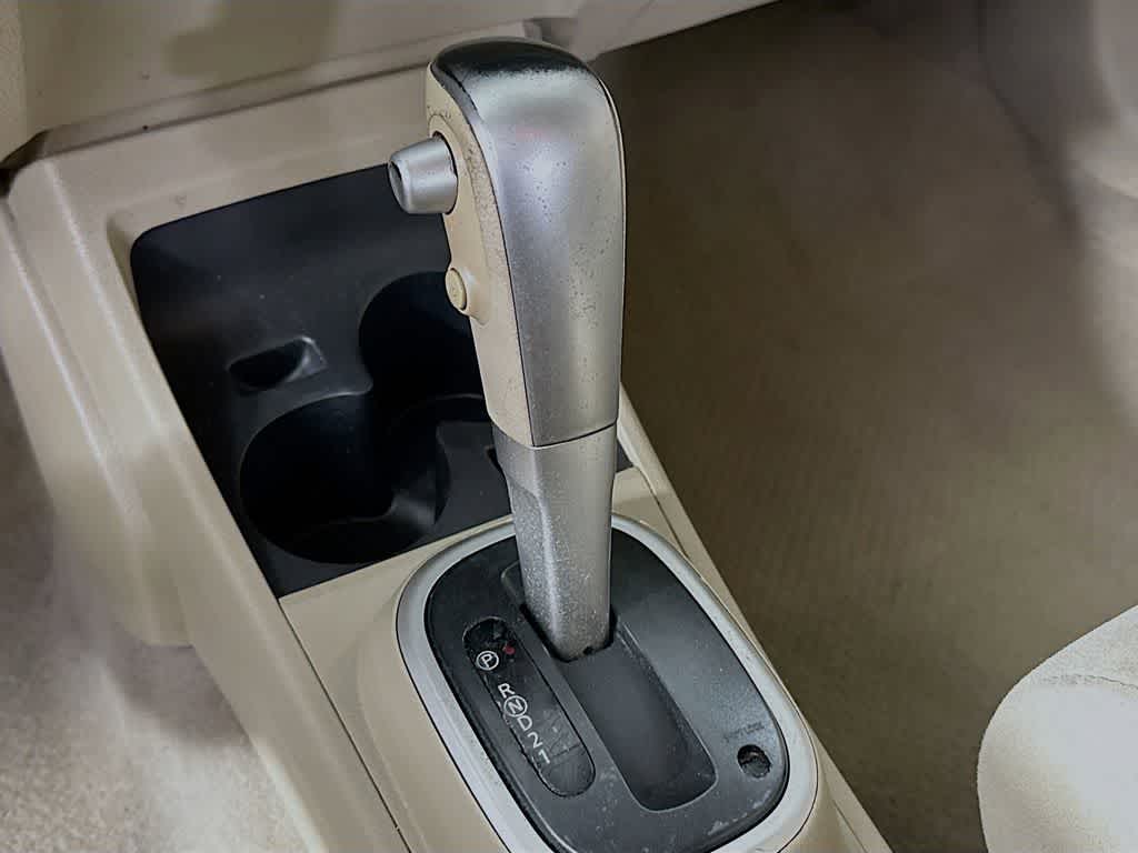 Thumbnail: 2009 Nissan Versa - 18