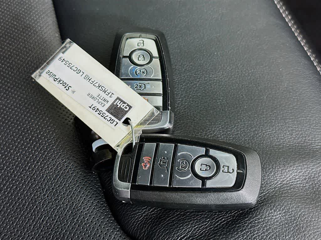 Thumbnail: 2020 Ford Explorer - 22