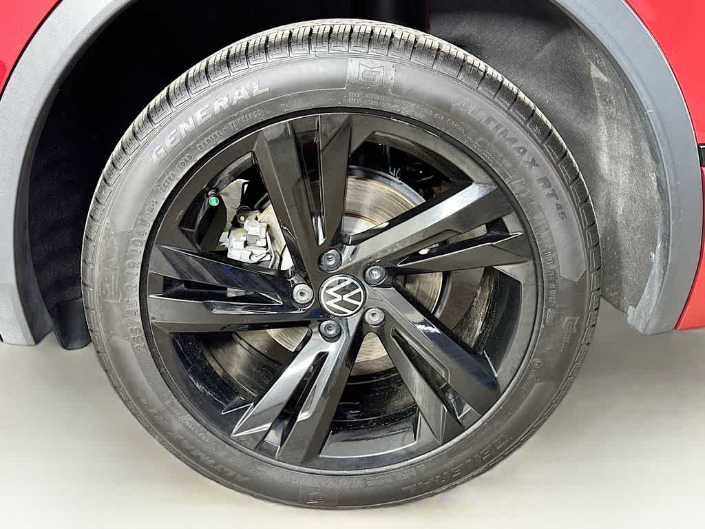 Thumbnail: 2024 Volkswagen Tiguan - 8