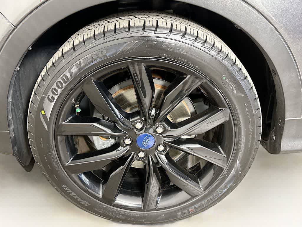 2019 Ford Escape SE 8