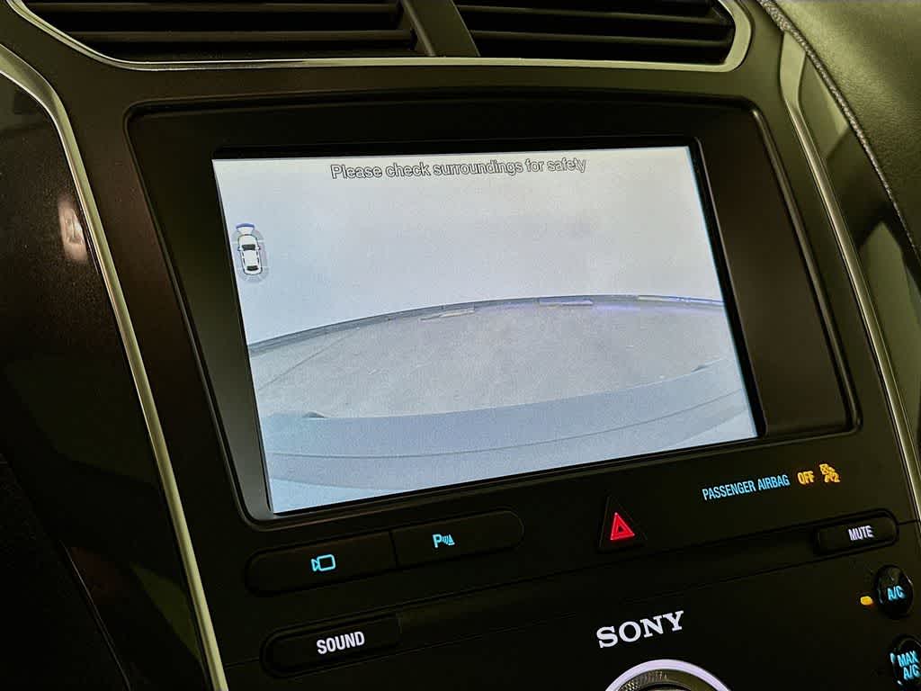 Thumbnail: 2019 Ford Explorer - 29