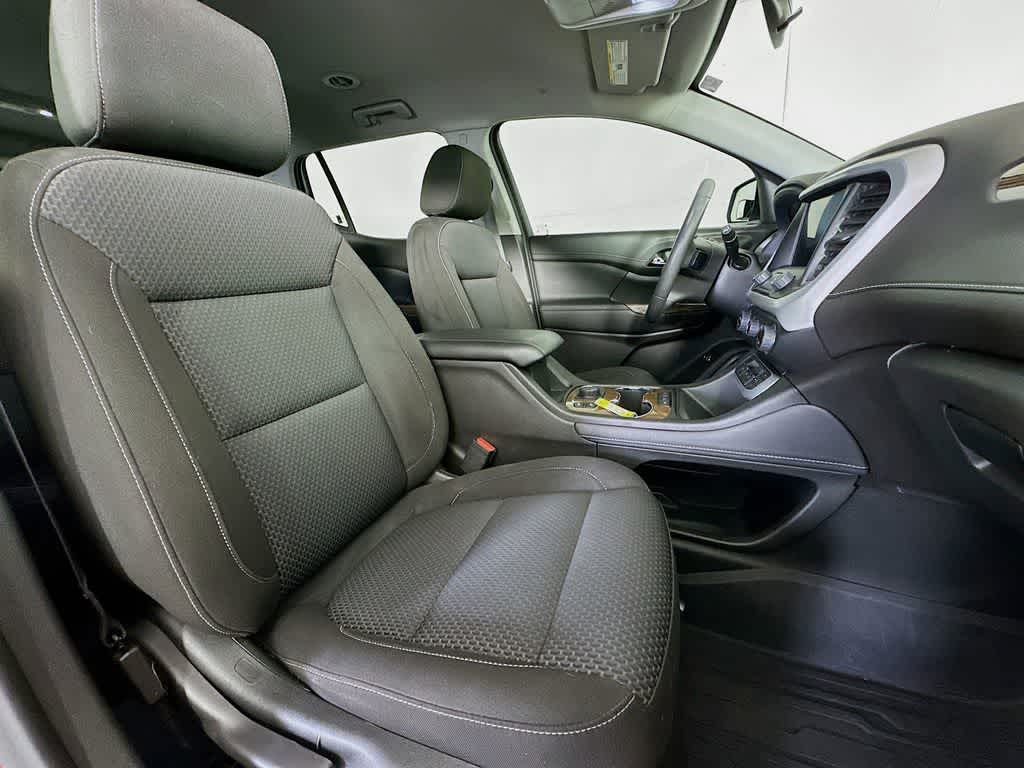 Thumbnail: 2023 GMC Acadia - 15