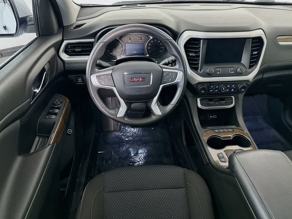 2023 GMC Acadia SLE 10
