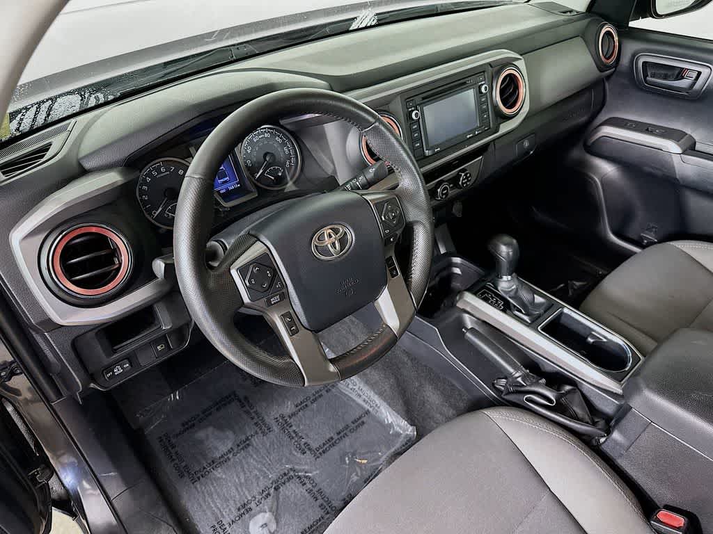 Thumbnail: 2018 Toyota Tacoma - 2