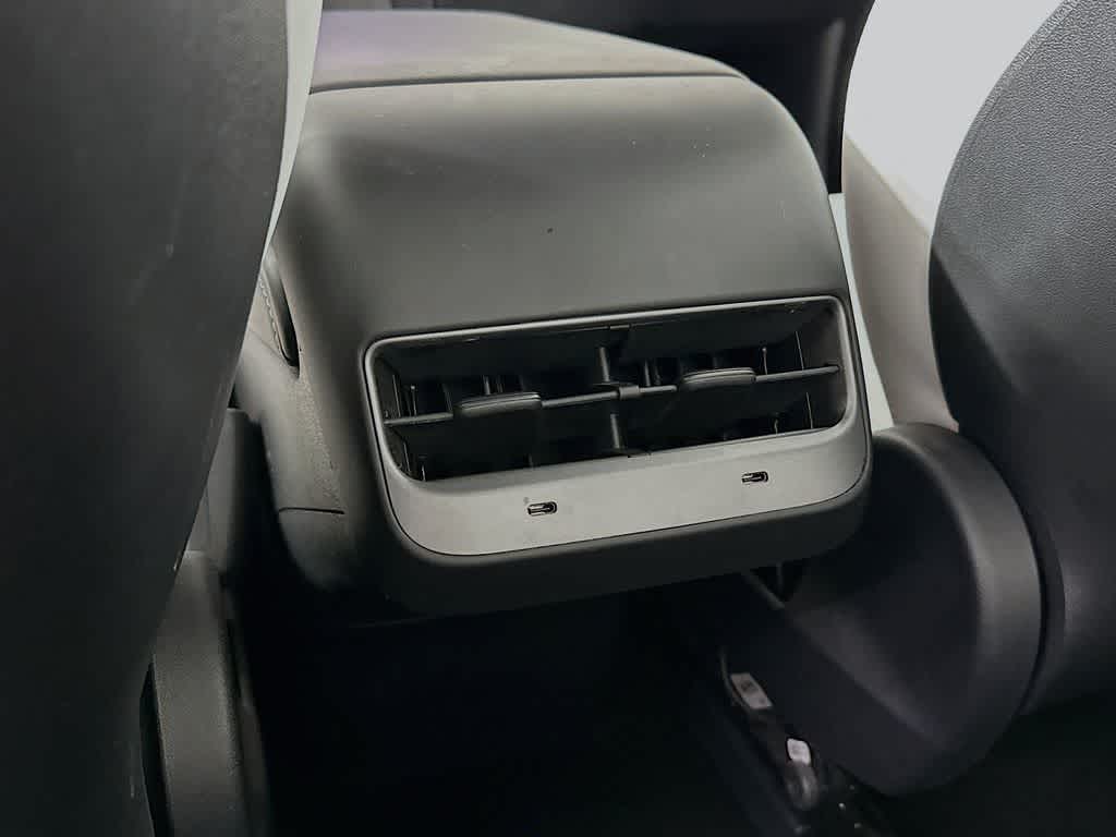 Thumbnail: 2021 Tesla Model 3 - 12
