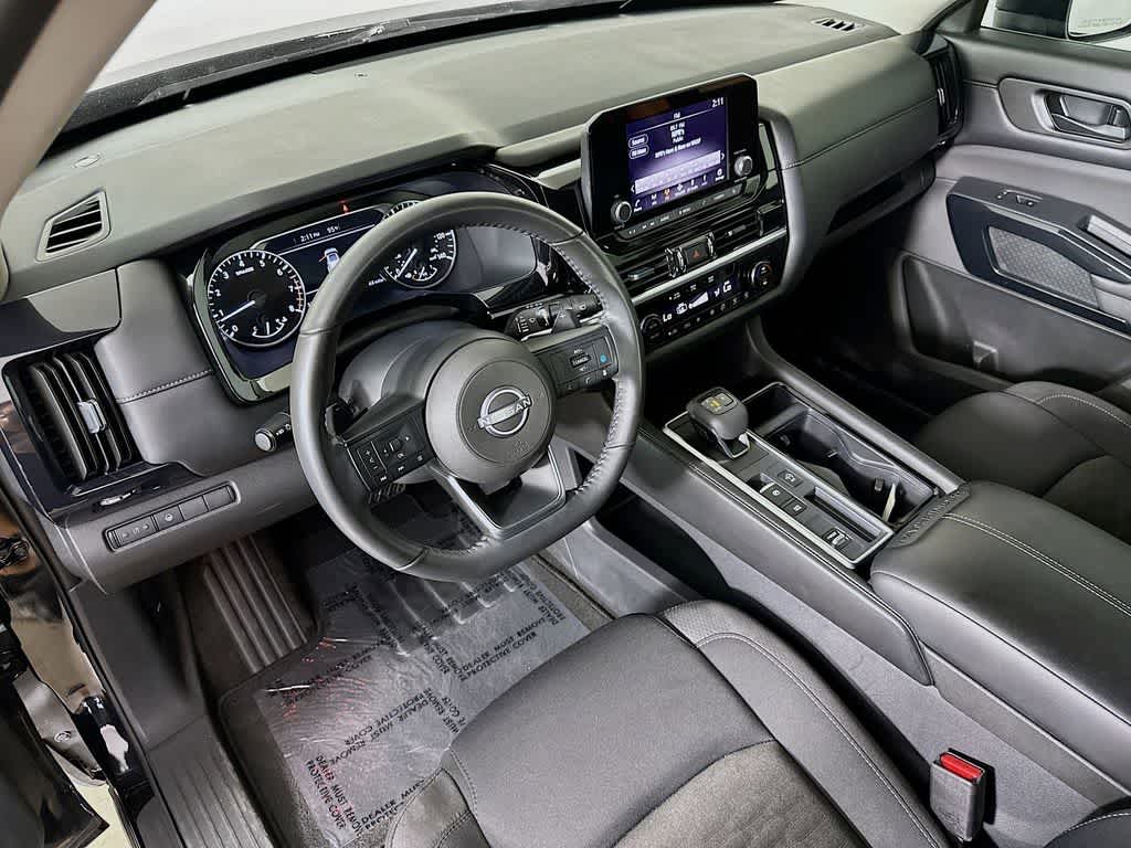Thumbnail: 2024 Nissan Pathfinder - 2
