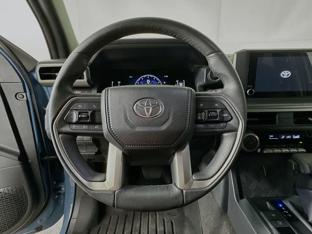 Thumbnail: 2025 Toyota 4Runner - 16