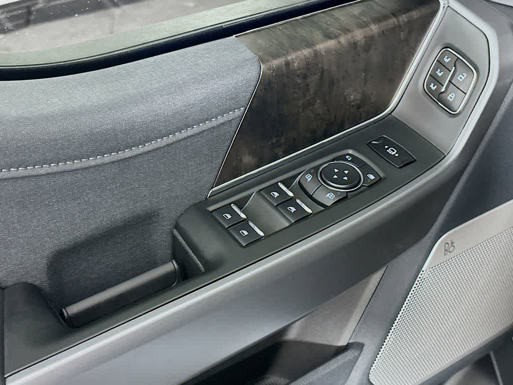 Thumbnail: 2026 Ford F-250 - 30