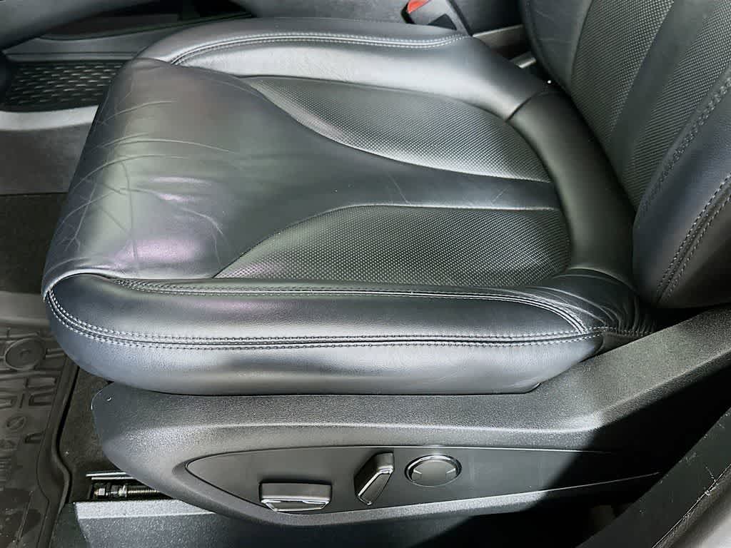 Thumbnail: 2019 Lincoln Nautilus - 31