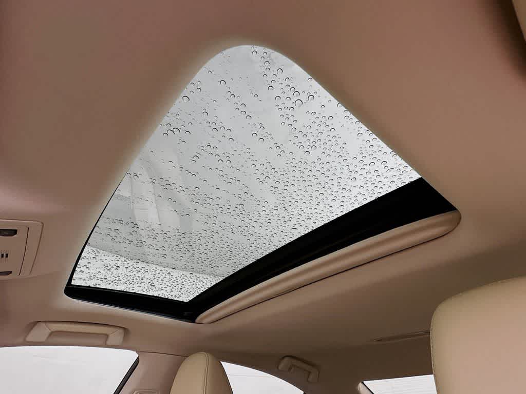 Thumbnail: 2015 Lexus ES - 30