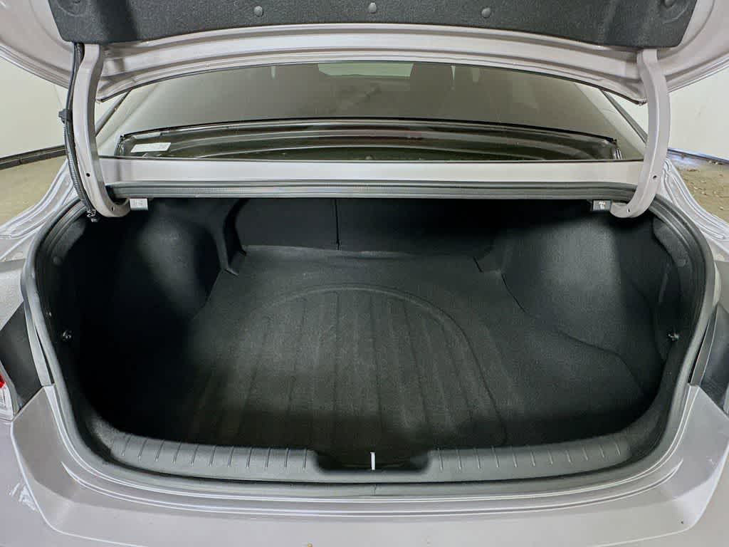 Thumbnail: 2025 Hyundai Elantra - 20