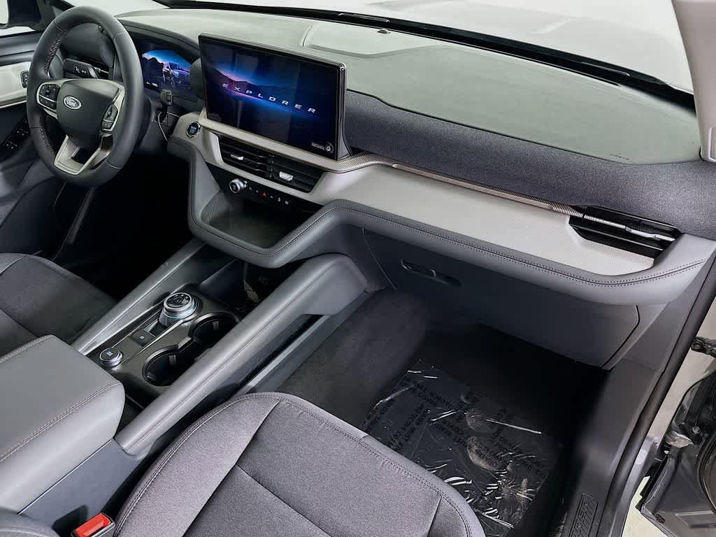 Thumbnail: 2026 Ford Explorer - 31