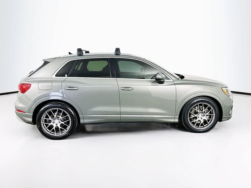 Thumbnail: 2021 Audi Q3 - 25