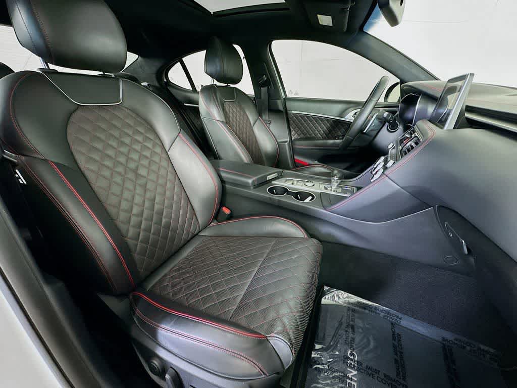 Thumbnail: 2019 Genesis G70 - 15