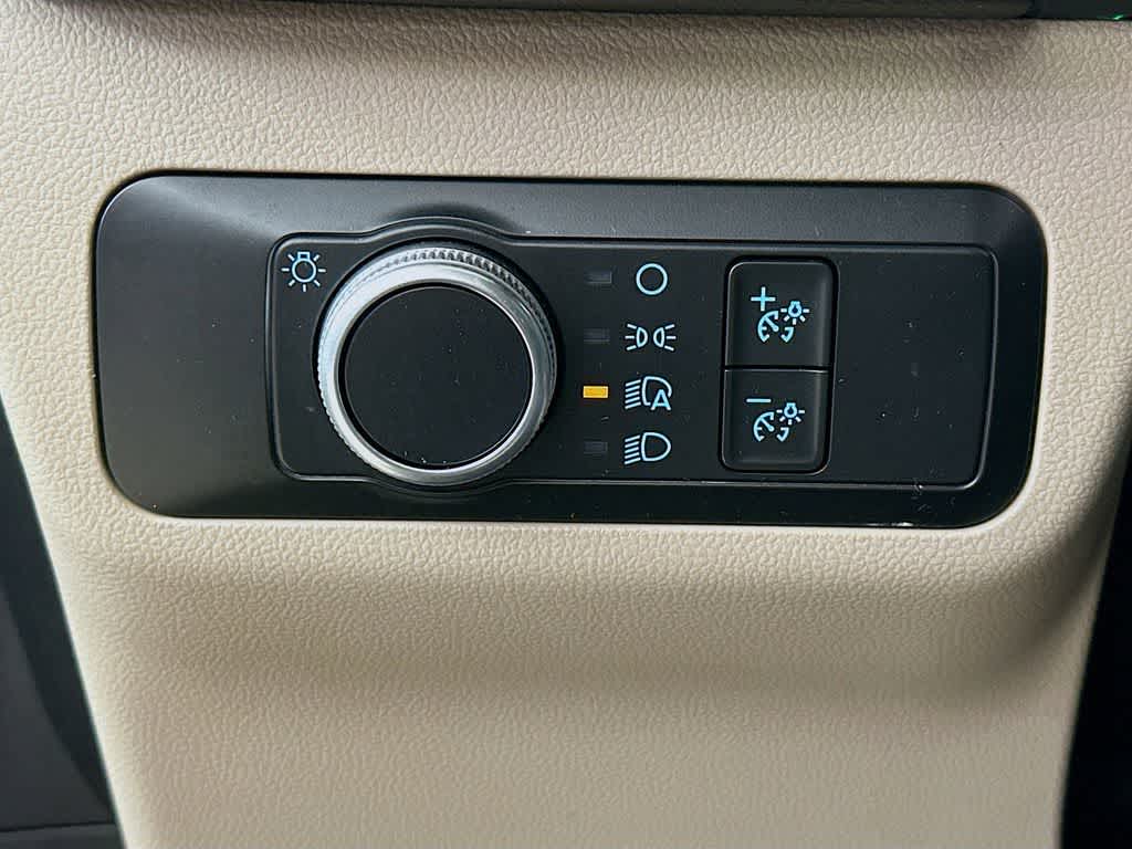 Thumbnail: 2020 Ford Escape - 27