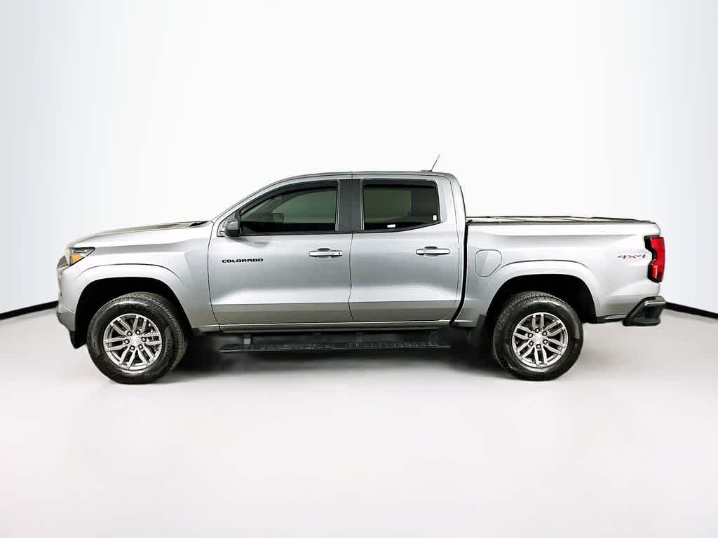 Thumbnail: 2023 Chevrolet Colorado - 3