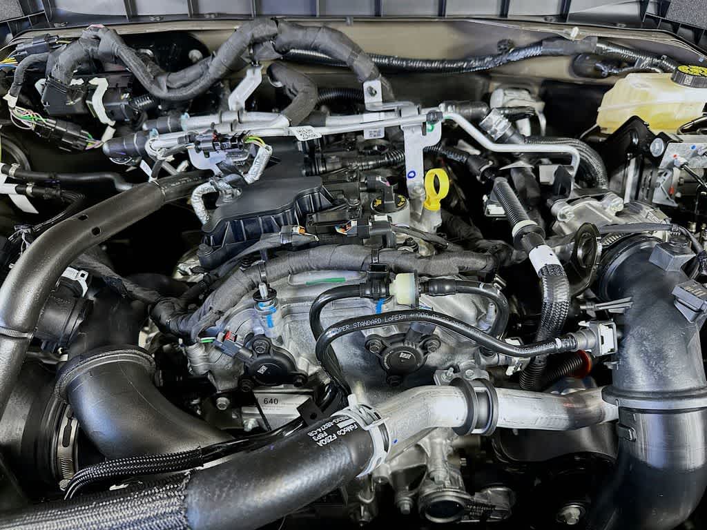 Thumbnail: 2025 Ford Bronco - 9