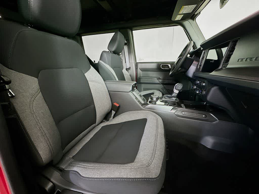 Thumbnail: 2025 Ford Bronco - 15