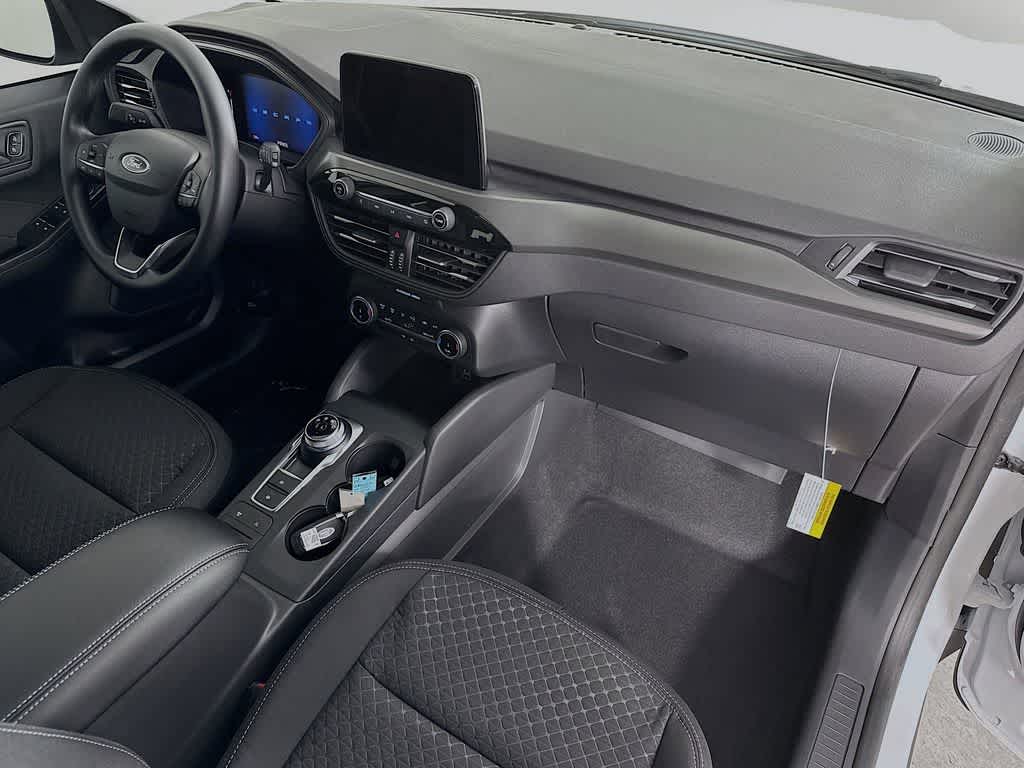 Thumbnail: 2025 Ford Escape - 32