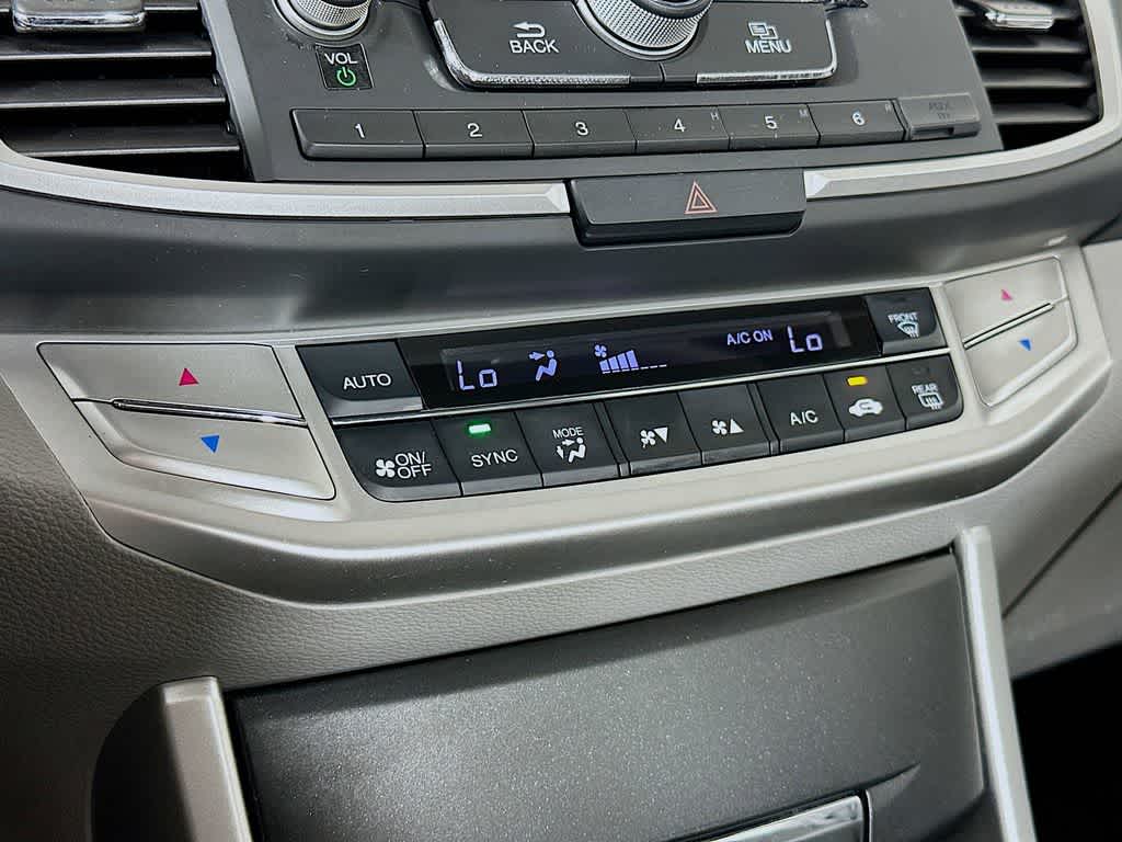 Thumbnail: 2014 Honda Accord - 17
