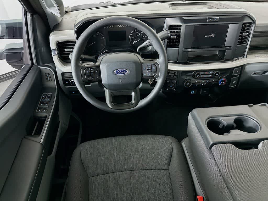 Thumbnail: 2025 Ford F-350 - 10