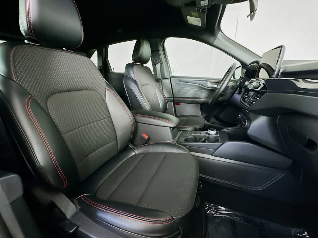 Thumbnail: 2024 Ford Escape - 14