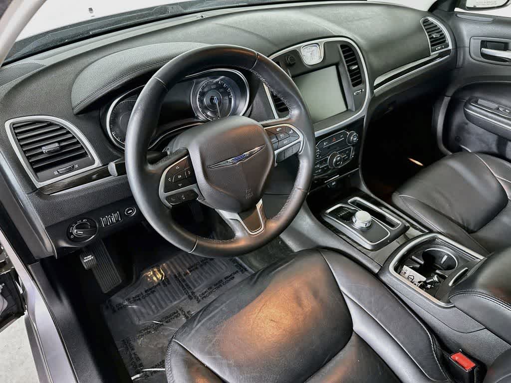 Thumbnail: 2015 Chrysler 300 - 2