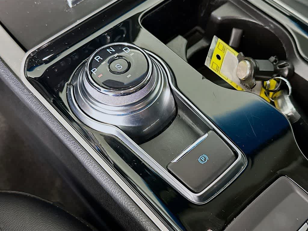 Thumbnail: 2020 Ford Edge - 19