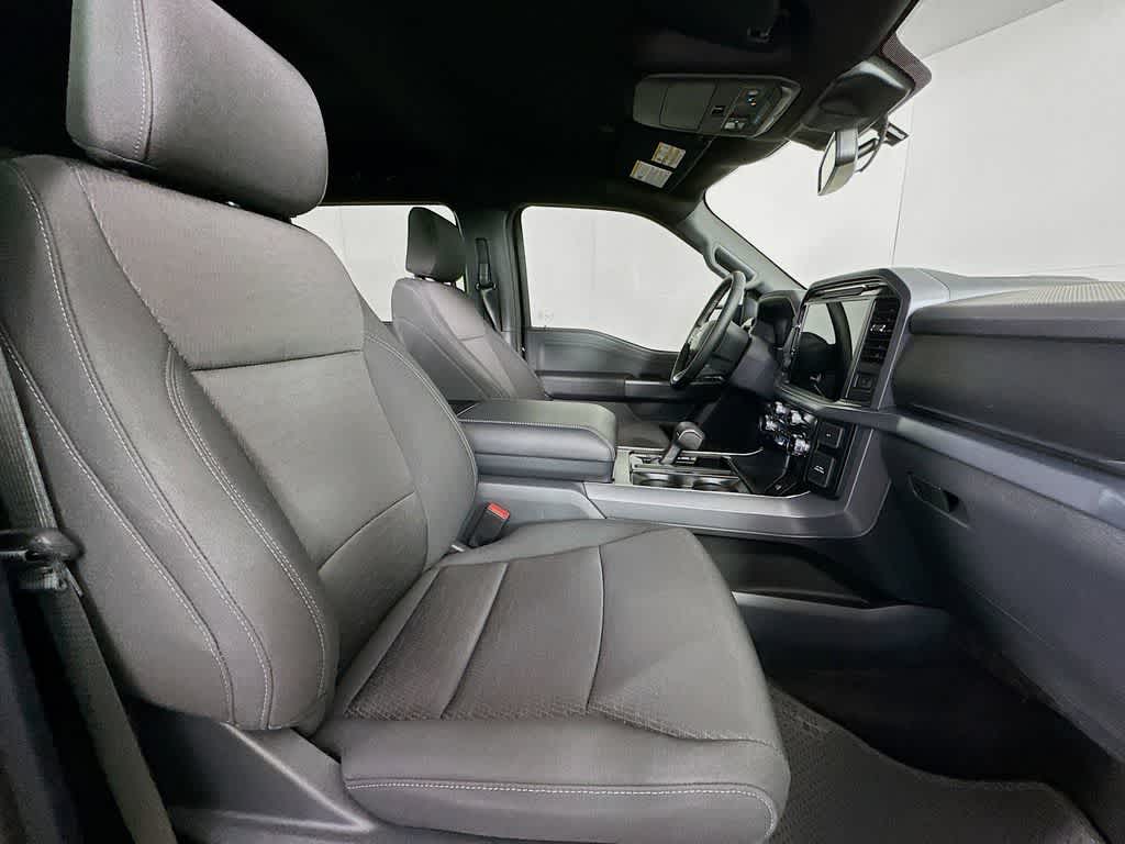 2025 Ford F-150 XLT 14
