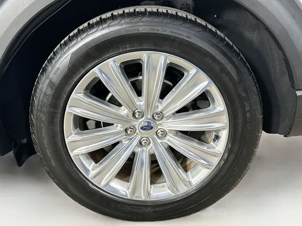 Thumbnail: 2020 Ford Explorer - 8