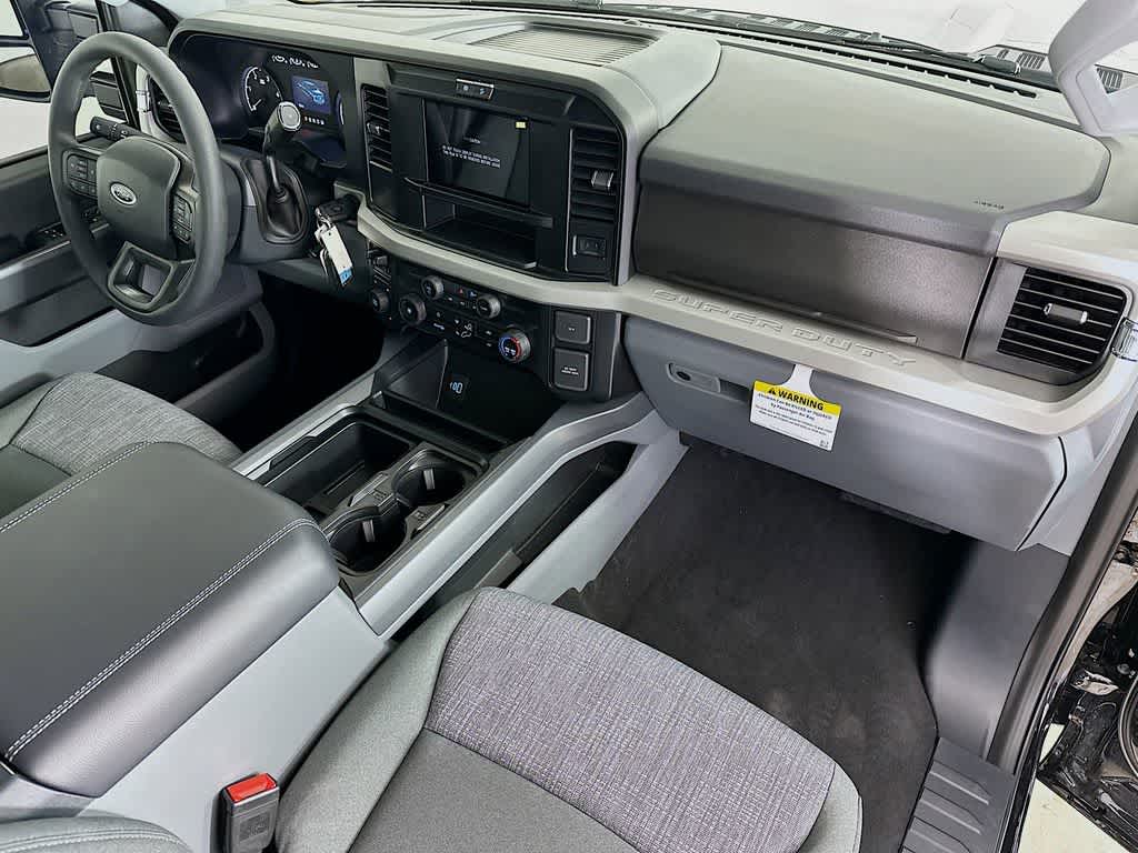 Thumbnail: 2026 Ford F-250 - 32