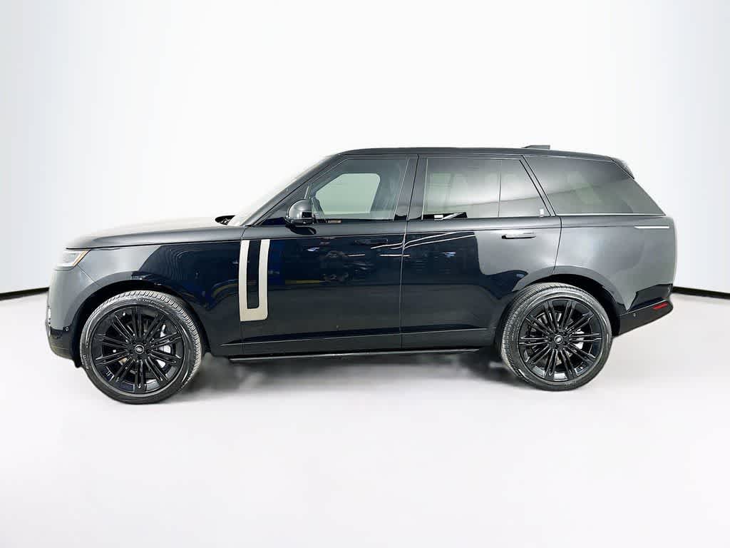 Thumbnail: 2023 Land Rover Range Rover - 3