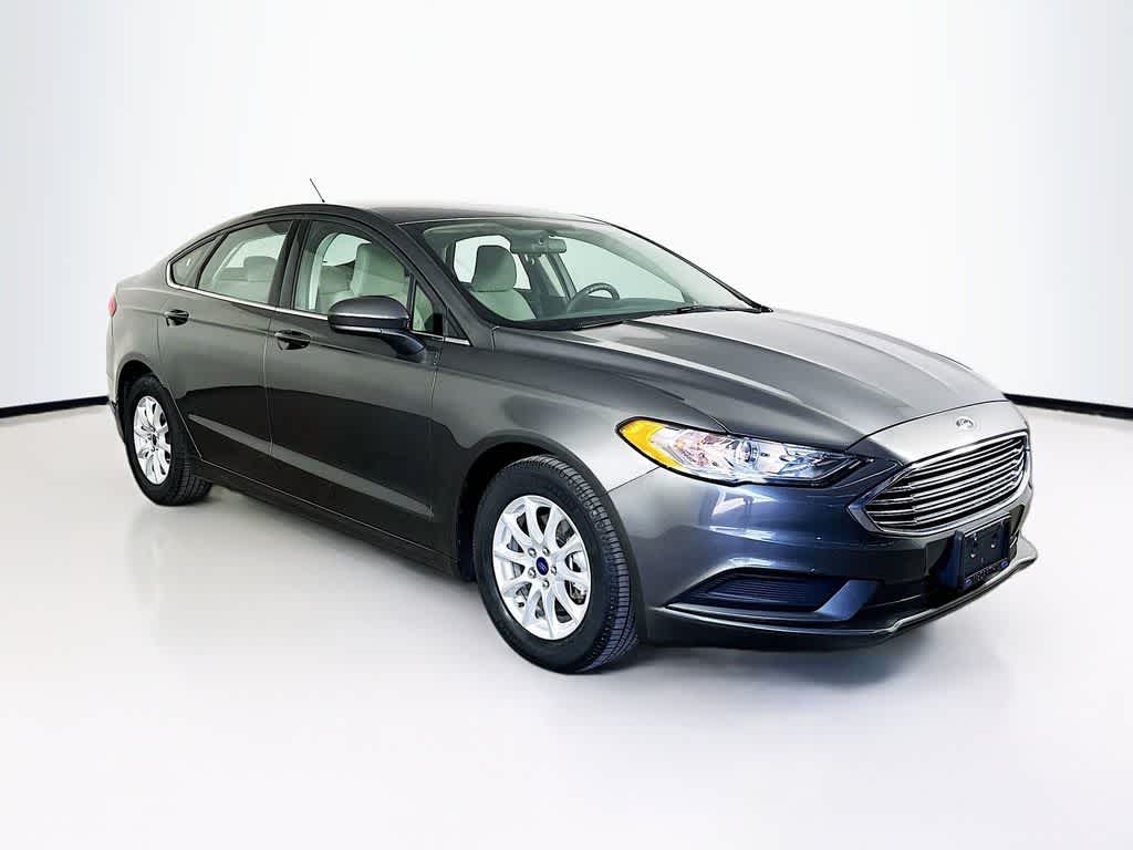Thumbnail: 2017 Ford Fusion - 23