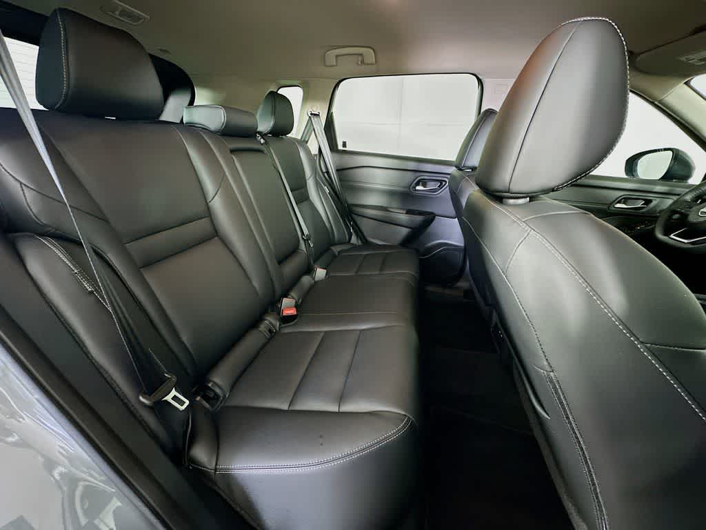 Thumbnail: 2024 Nissan Rogue - 32