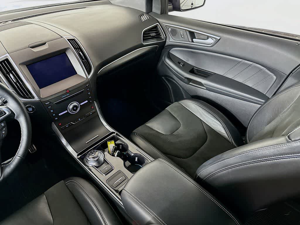 Thumbnail: 2019 Ford Edge - 11