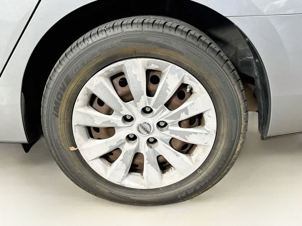 Thumbnail: 2014 Nissan Sentra - 8