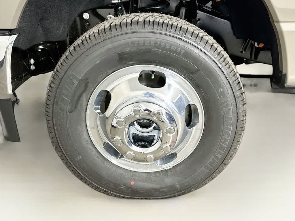 Thumbnail: 2026 Ford F-350 - 8