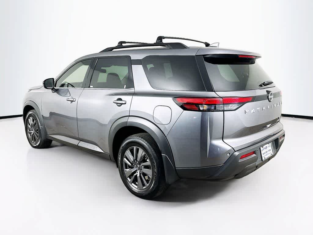 Thumbnail: 2022 Nissan Pathfinder - 4