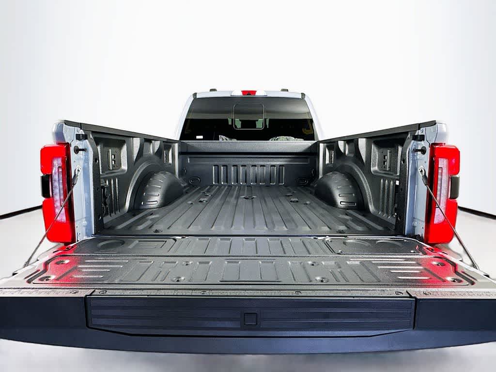 Thumbnail: 2026 Ford F-250 - 21