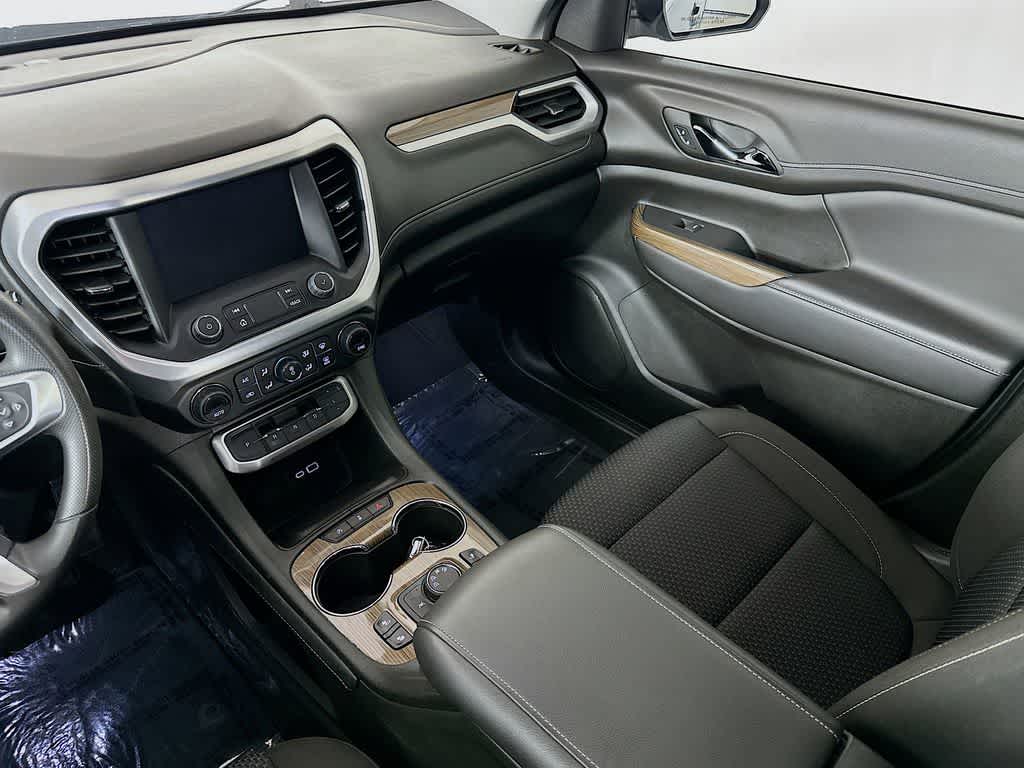Thumbnail: 2023 GMC Acadia - 11