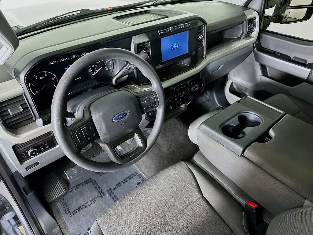 Thumbnail: 2024 Ford Econoline - 2