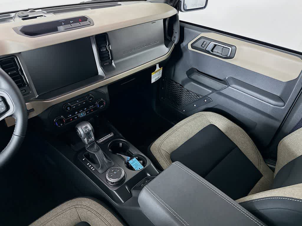 Thumbnail: 2025 Ford Bronco - 11