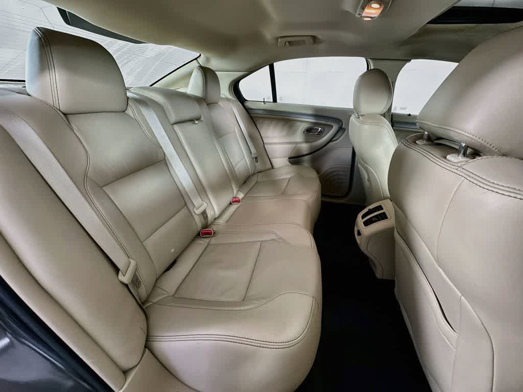Thumbnail: 2015 Ford Taurus - 30