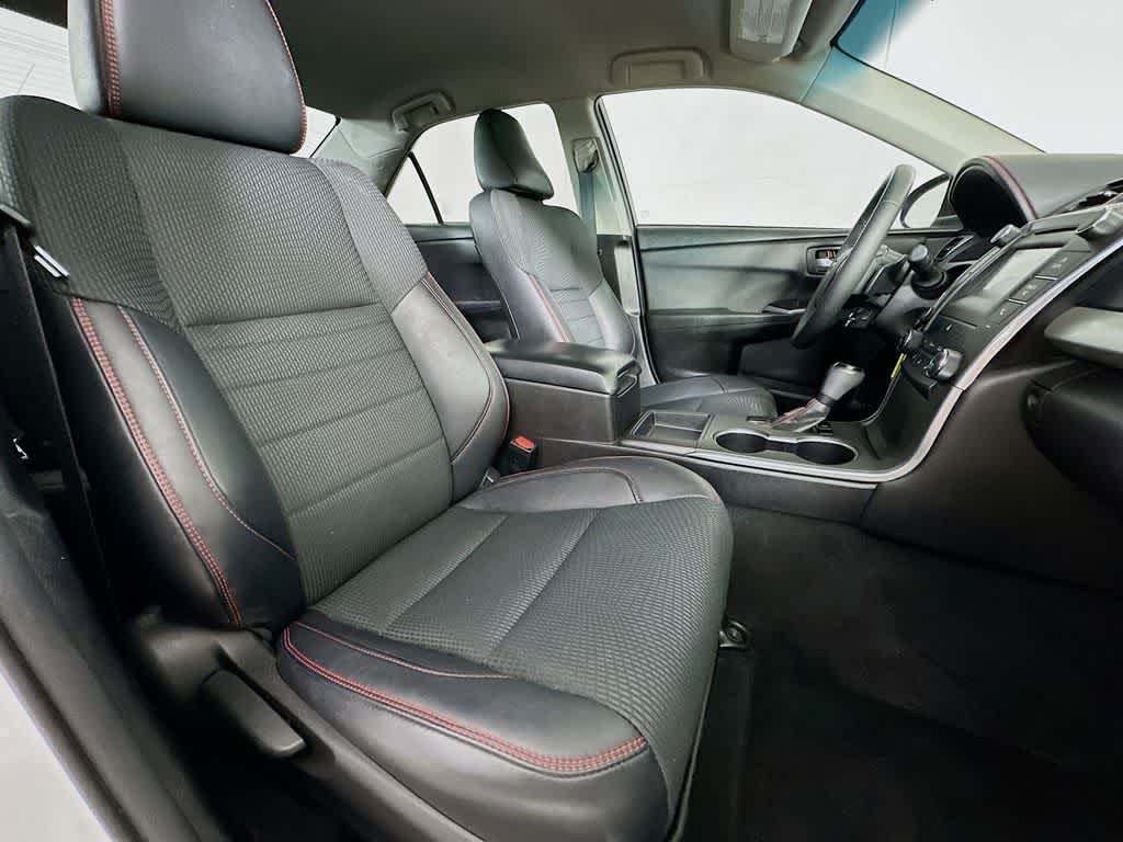 Thumbnail: 2017 Toyota Camry - 13