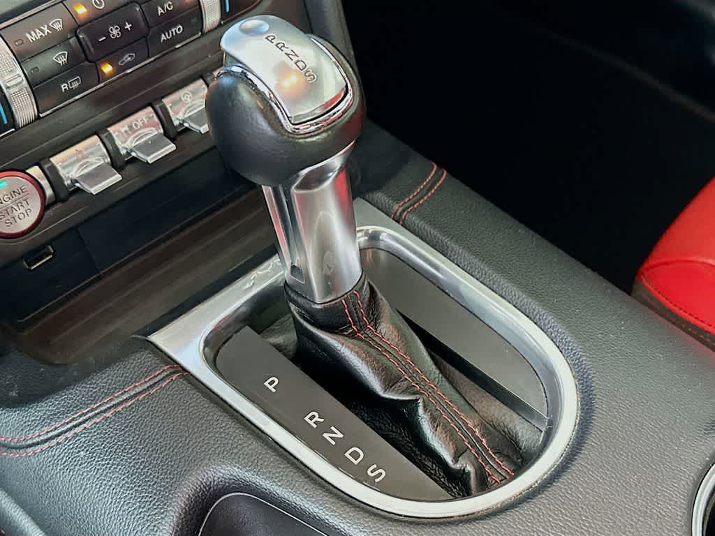 2018 Ford Mustang  18
