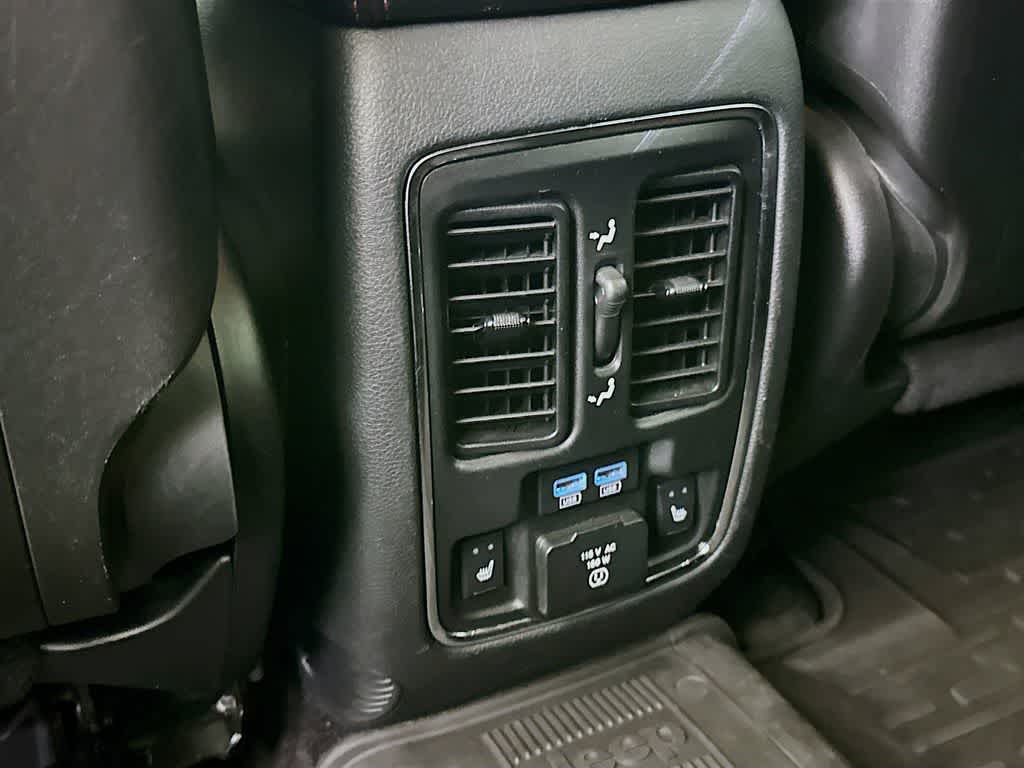 Thumbnail: 2017 Jeep Grand Cherokee - 13