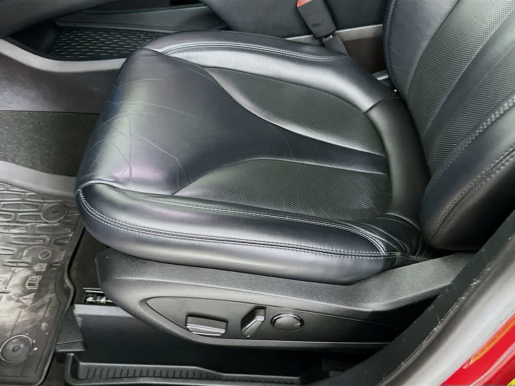 Thumbnail: 2019 Lincoln Nautilus - 31