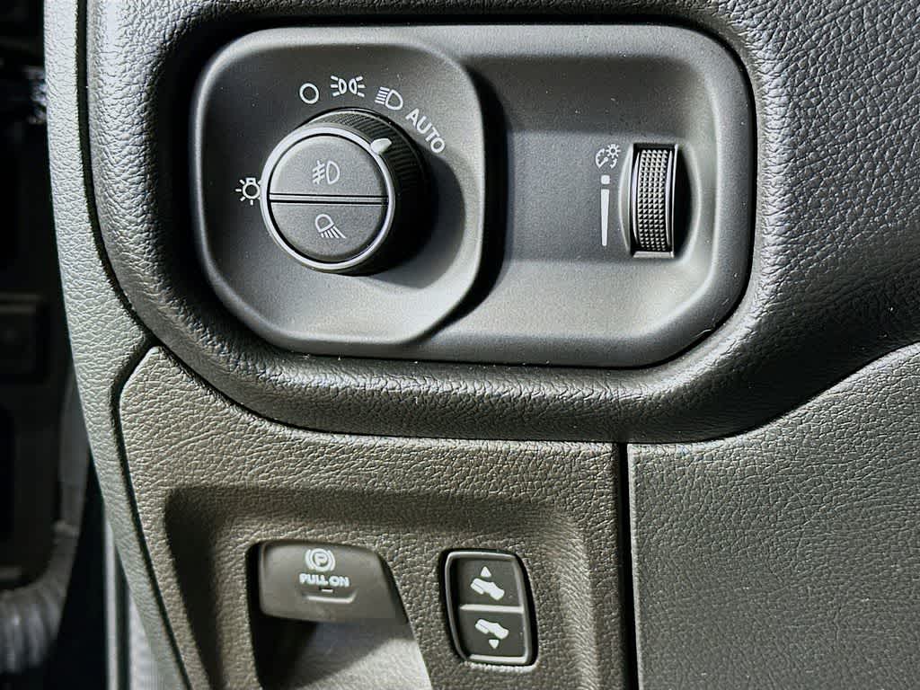 Thumbnail: 2022 RAM 1500 - 27